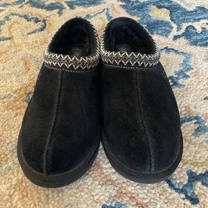 women’s ugg tasman slippers